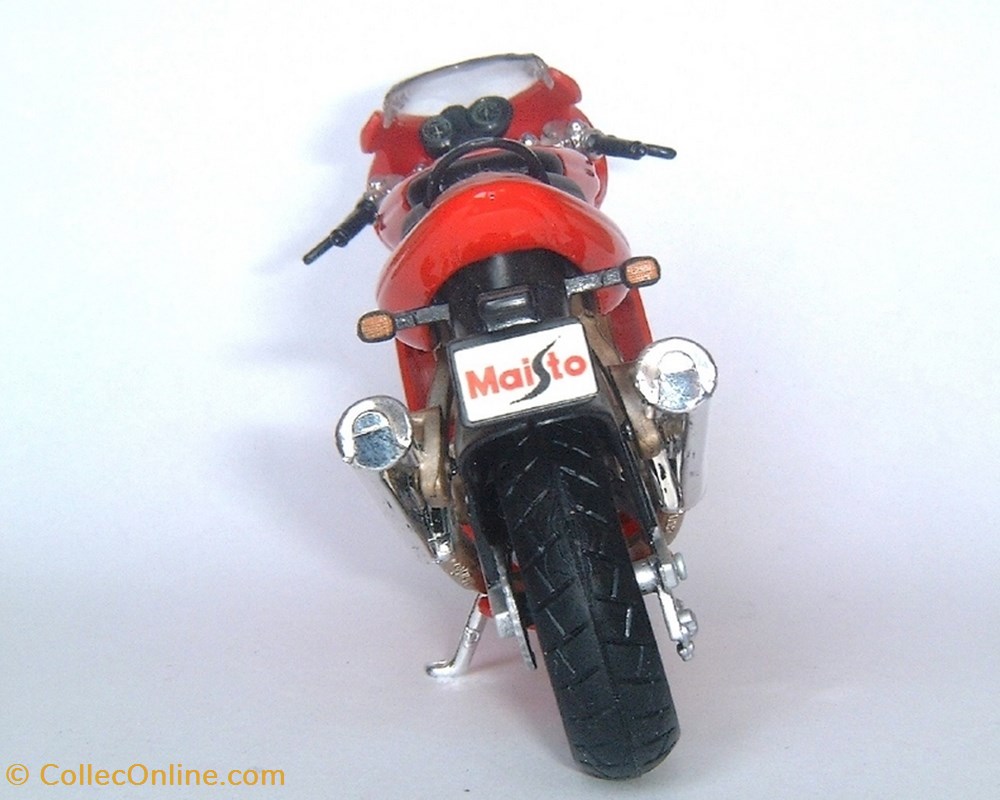 modele reduit moto ducati 1999 900 ss i e