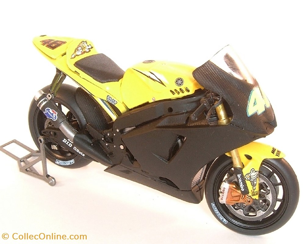 modeles reduits motos yamaha 2006 yzr m1 valentino rossi