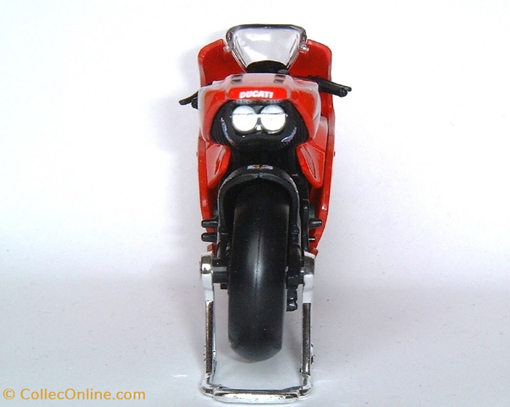 modeles reduits motos ducati desmosedici gp 05