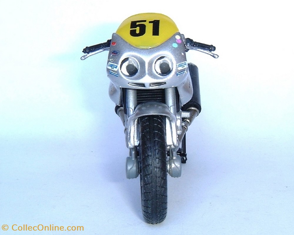 2004 - Café-Racer 1000 - Tourist Trophy 3 modeles reduits motos voxan 2004 cafe racer 1000 tourist trophy