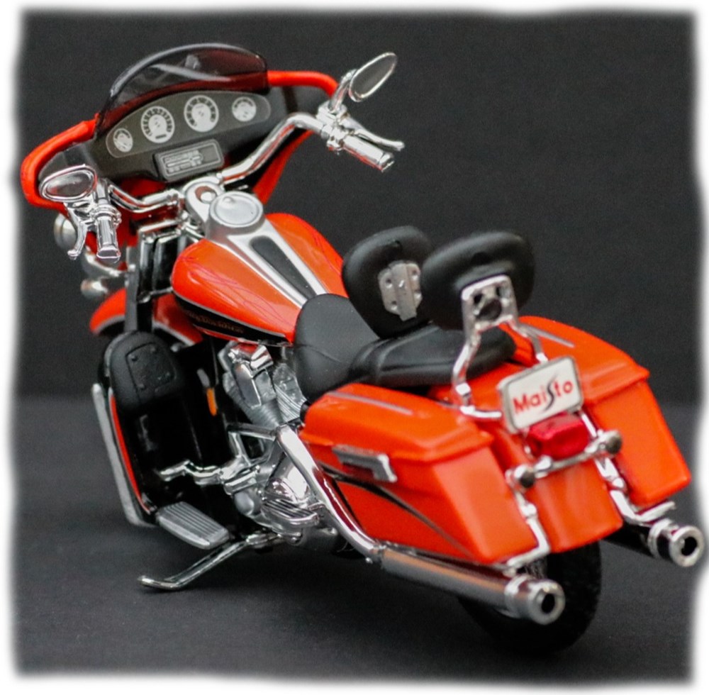modeles reduits motos harley davidson 2004 flhtcse 1690 electra glide screamin eagle