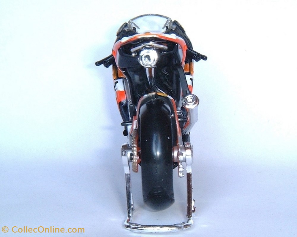 modeles reduits motos honda 2009 rc 212 v andrea dovizioso