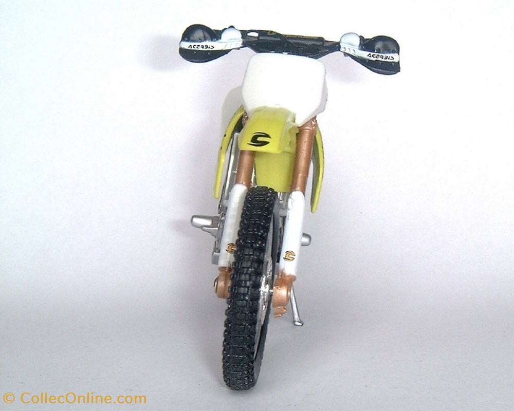 2003 - XC 400 3 modele reduit moto 2003 xc 400