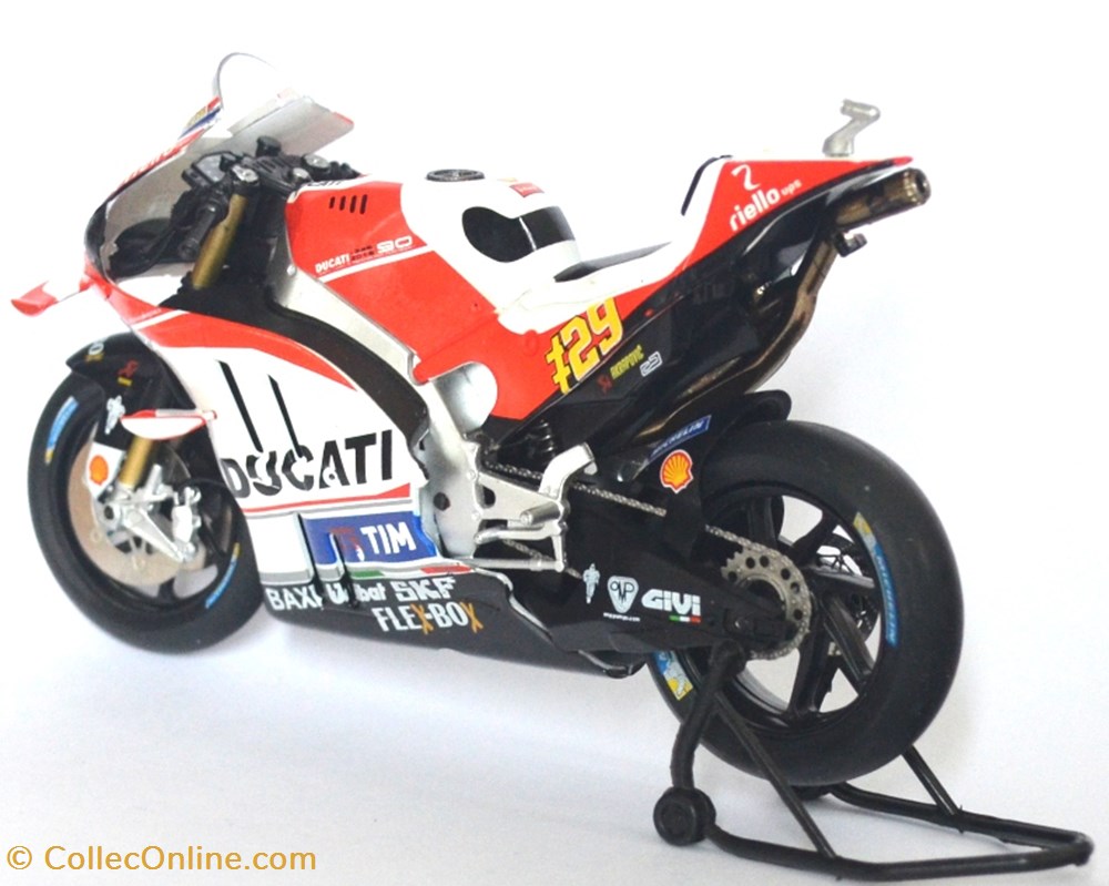 2016 - GP.16 - Andrea Iannone 2 modeles reduits motos ducati 2016 gp 16 andrea iannone