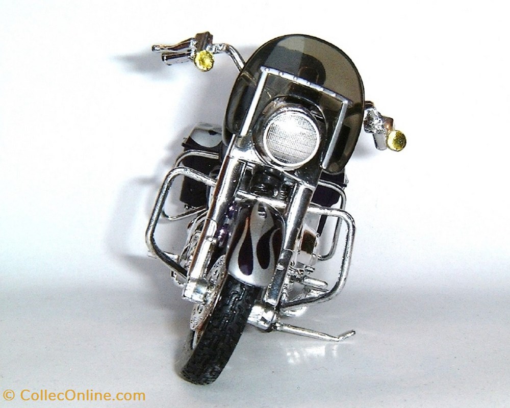 modeles reduits motos harley davidson 2002 flhrsi 1550 road king cvo custom