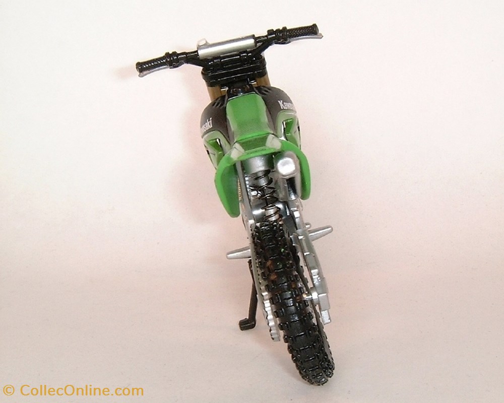 2010 - KX 450 F 4 modeles reduits motos kawasaki 2010 kx 450 f