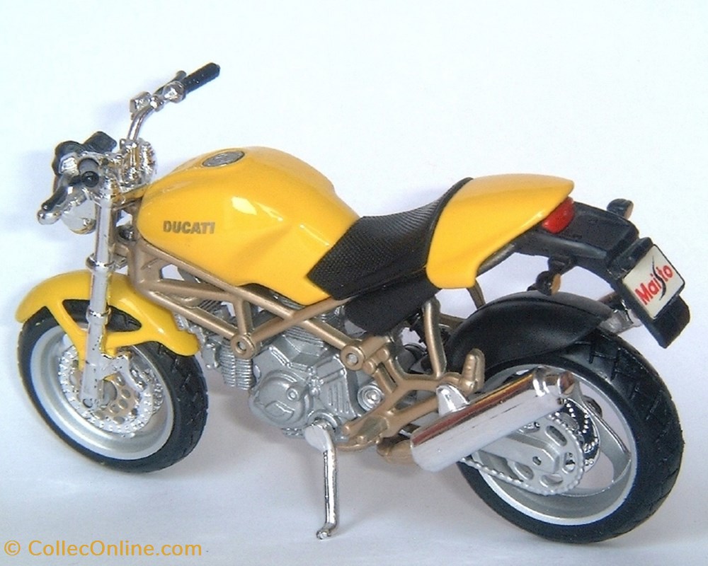 1995 - Monstro 900 2 modeles reduits motos ducati 1995 monstro 900
