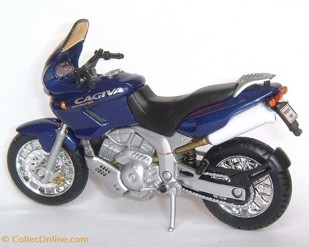 2001 - Navigator 1000 2 modeles reduits motos cagiva 2001 navigator 1000