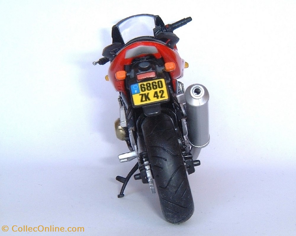 2005 - Z 750 S 4 modele reduit moto kawasaki 2005 z 750 s