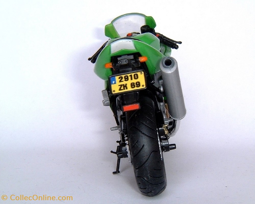 modeles reduits motos kawasaki 2004 zx 10r ninja
