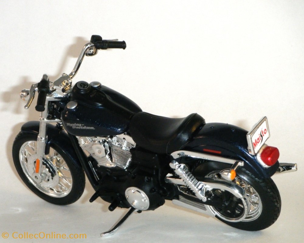 H-D FXDBI 1450 Dyna Street Bob 2 modeles reduits motos harley davidson h d fxdbi 1450 dyna street bob