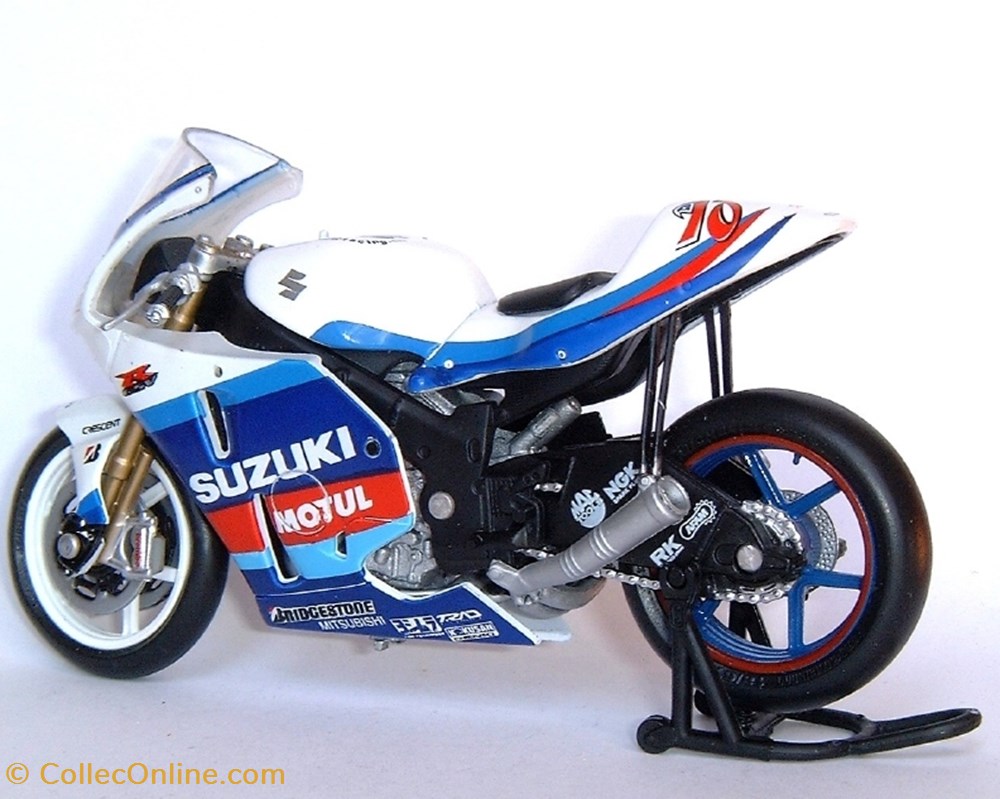 Suzuki 1000 GSV-R 2 modeles reduits motos suzuki 1000 gsv r