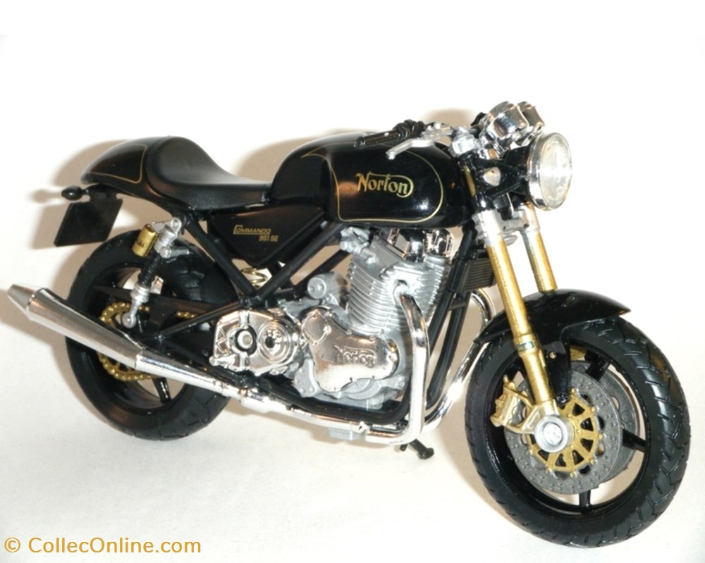 modele reduit moto norton 2011 commando 961 s e