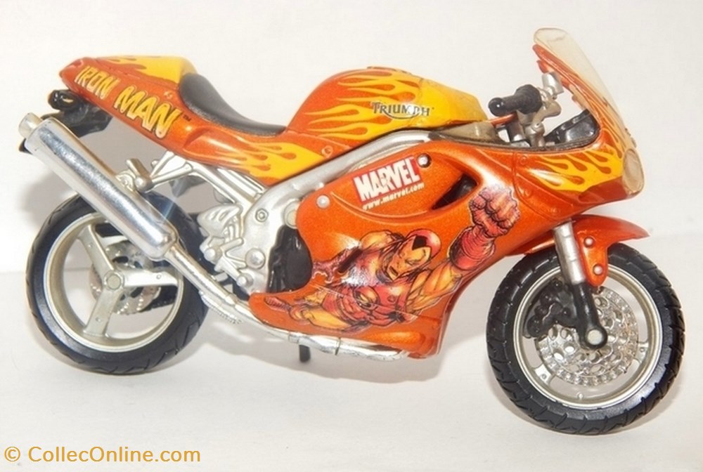 1999 - Daytona 955i - Iron-Man modele reduit moto triumph 1999 daytona 955i iron man