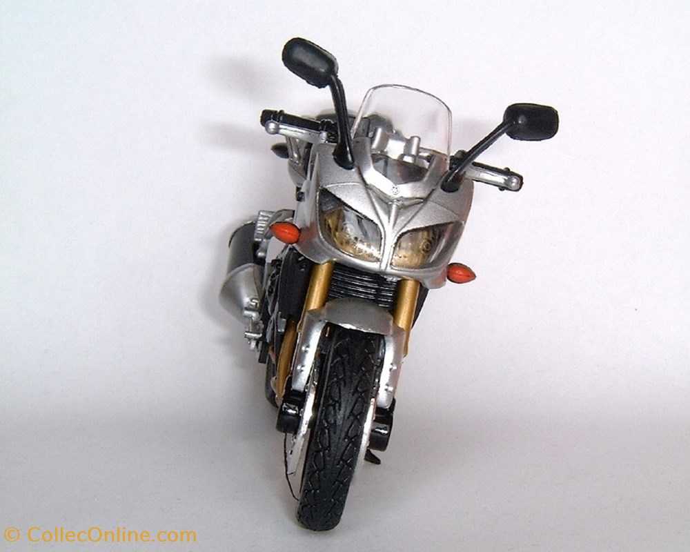 modeles reduits motos yamaha 2006 fz 1 1000