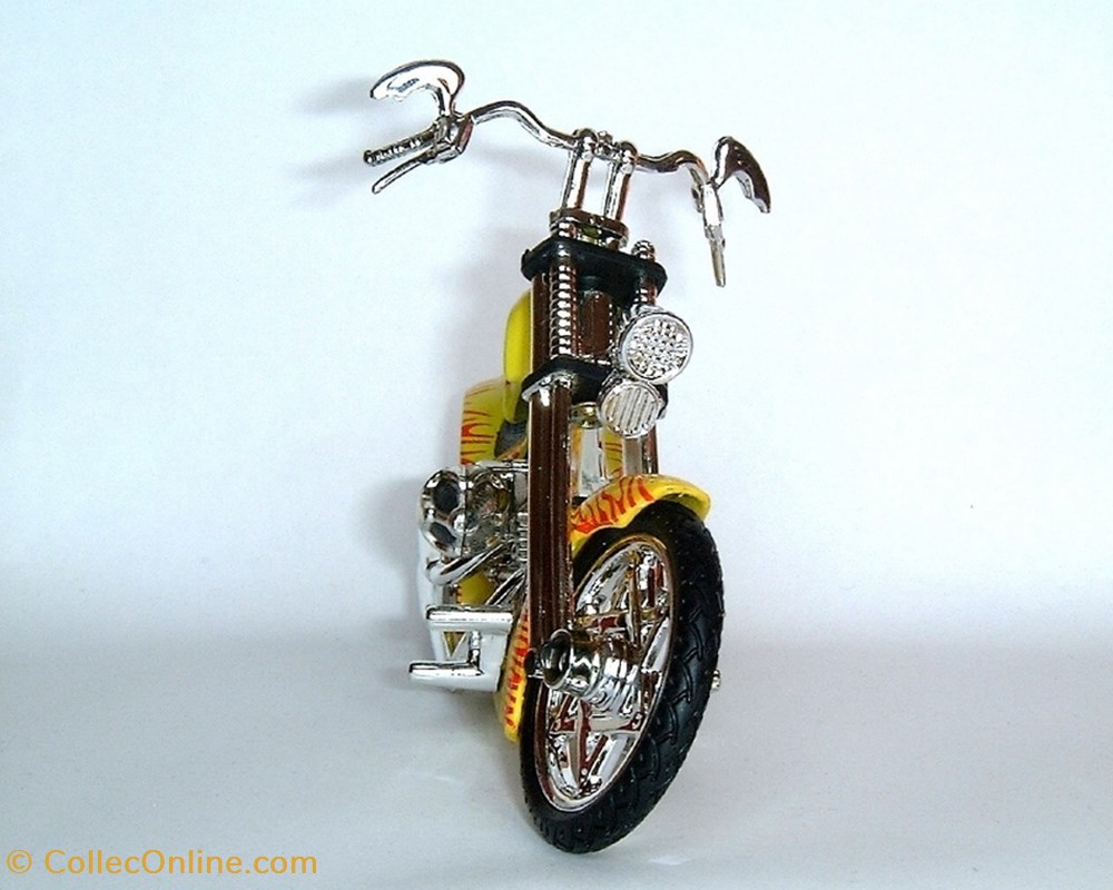 modele reduit moto harley davidson 2008 iron choppers star wheels