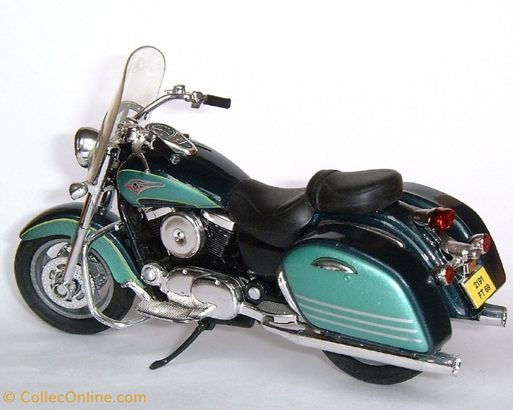 2002 - VN 1500 Classic Tourer 2 modele reduit moto kawasaki 2002 vn 1500 classic tourer