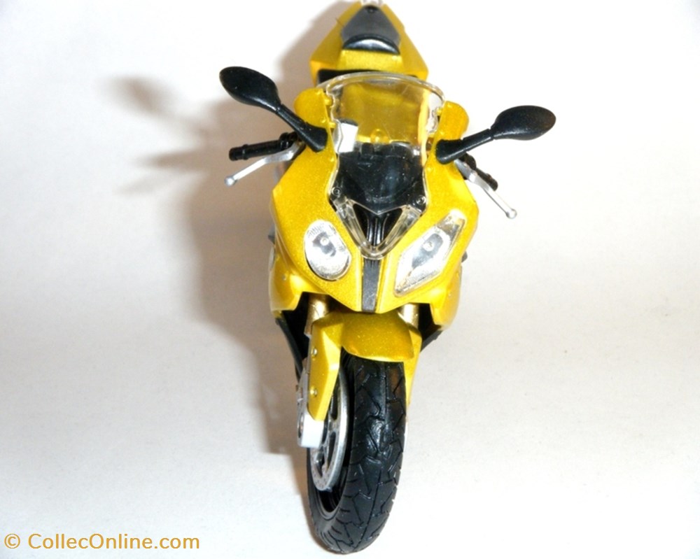 modeles reduits motos bmw s 1000 rr
