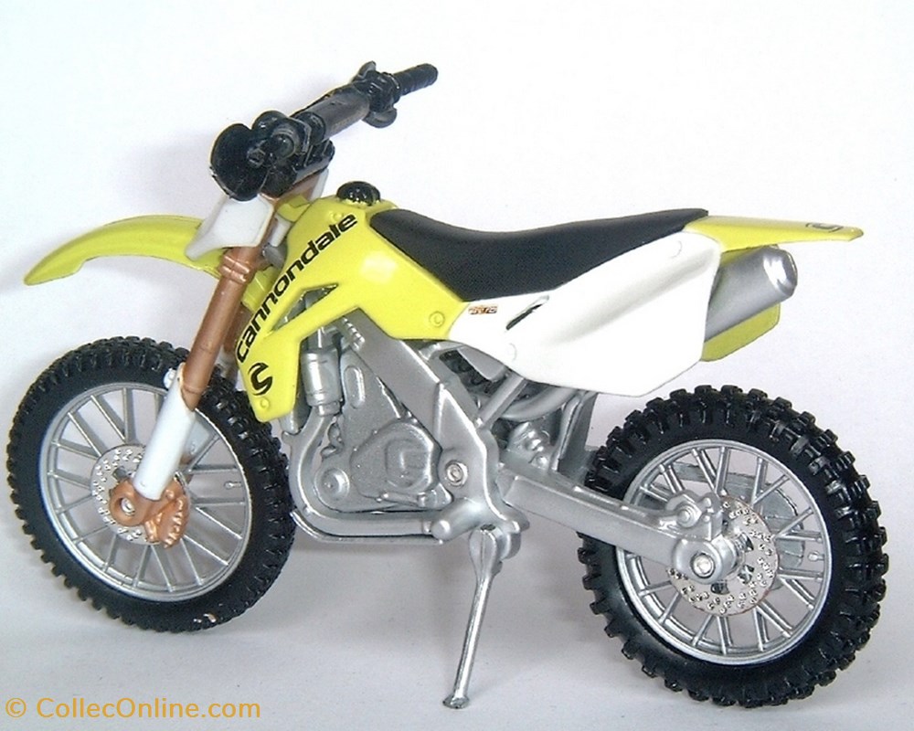 2003 - XC 400 2 modele reduit moto 2003 xc 400
