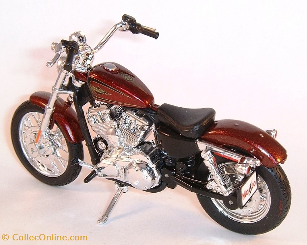 H-D XL 1200 V Seventy Two 2 modeles reduits motos harley davidson h d xl 1200 v seventy two