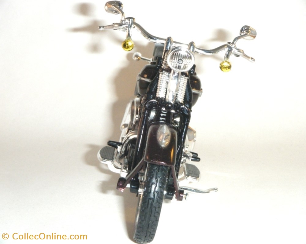 H-D FLSTCI 1450 Softail Springer Classic 3 modeles reduits motos harley davidson h d flstci 1450 softail springer classic