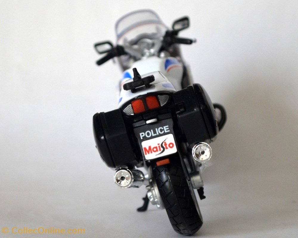 2016 - FJR 1300 A - Police 4 modeles reduits motos yamaha 2016 fjr 1300 a police