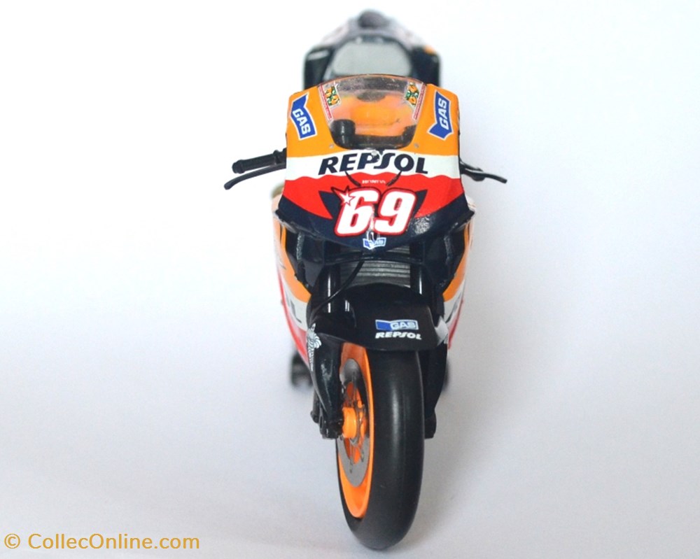 2006 - RC 211 V - Nicky Hayden 3 modeles reduits motos honda 2006 rc 211 v nicky hayden