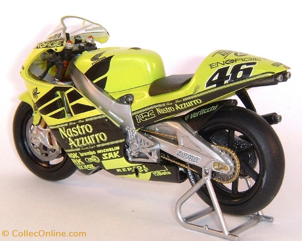 modeles reduits motos honda 2001 nsr 500 valentino rossi