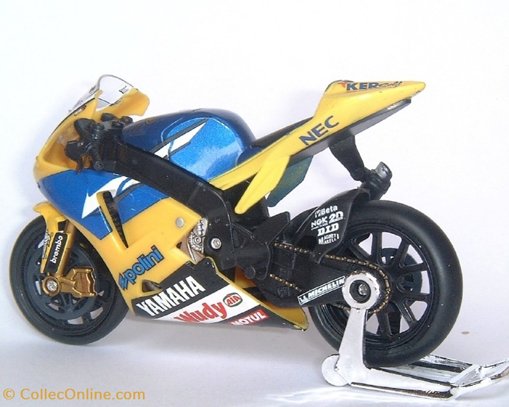 Yamaha YZR-M1 2 modeles reduits motos yamaha yzr m1