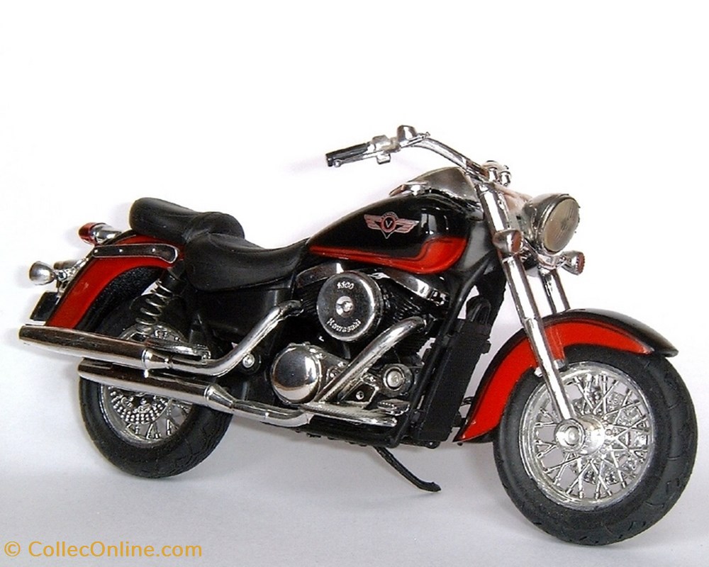 modele reduit moto kawasaki 2002 vn 1500