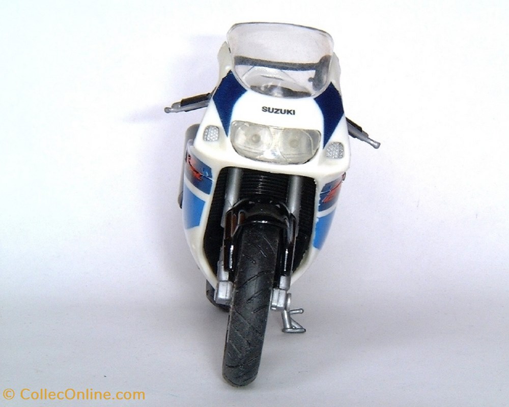 1996 - GSX-R 750 SRAD 3 modeles reduits motos suzuki 1996 gsx r 750 srad