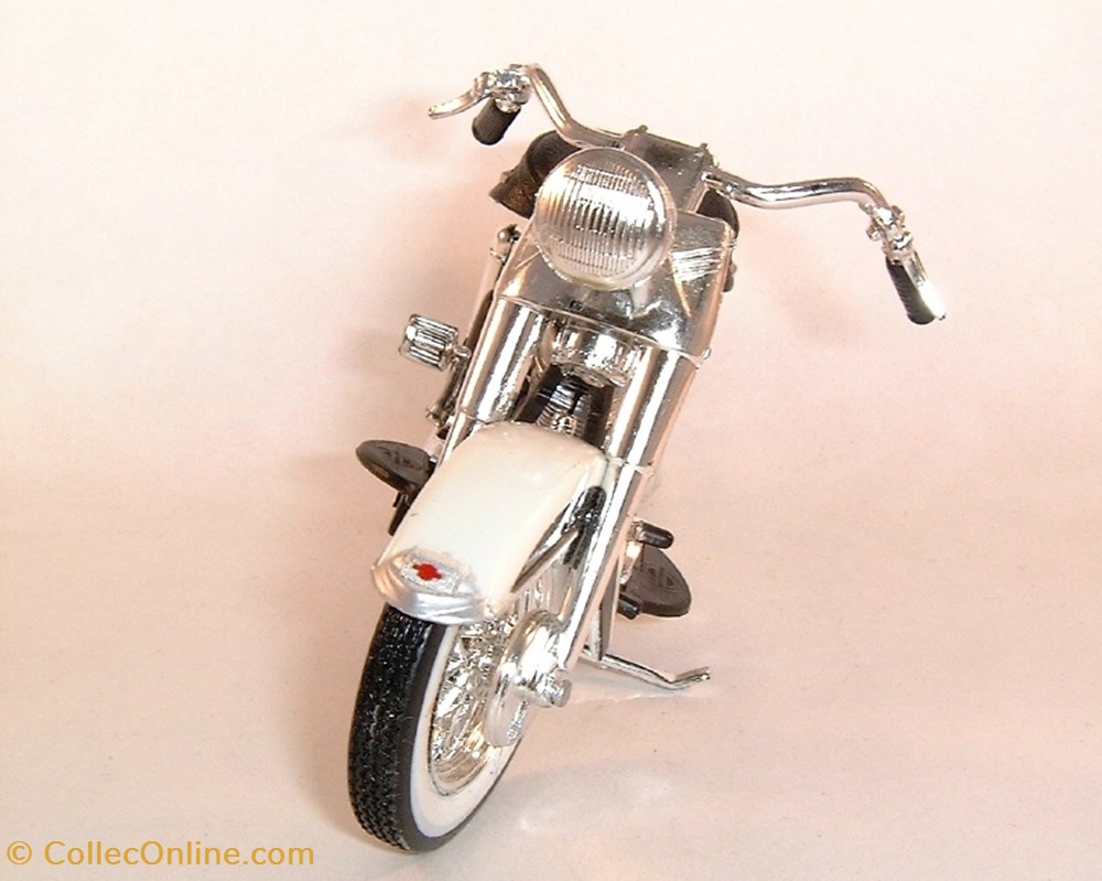 H-D FLH 1200 Duo Glide 3 modeles reduits motos harley davidson h d flh 1200 duo glide