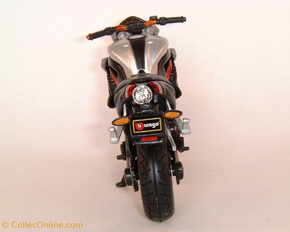 2010 - TNT 1130 : Titanium 4 modeles reduits motos benelli 2010 tnt 1130 titanium