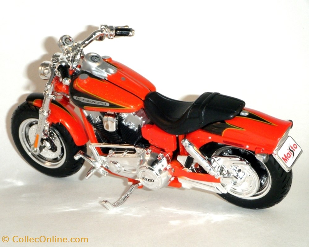 H-D FXDFSE 1803 Fat Bob - C.V.O 2 modeles reduits motos harley davidson h d fxdfse 1803 fat bob c v o