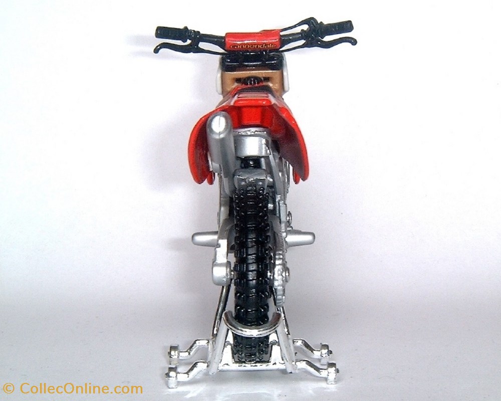 2003 - MX 400 4 modele reduit moto 2003 mx 400