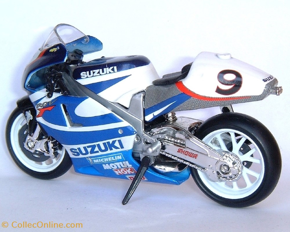 Suzuki 500 RGV-R 2 modeles reduits motos suzuki 500 rgv r