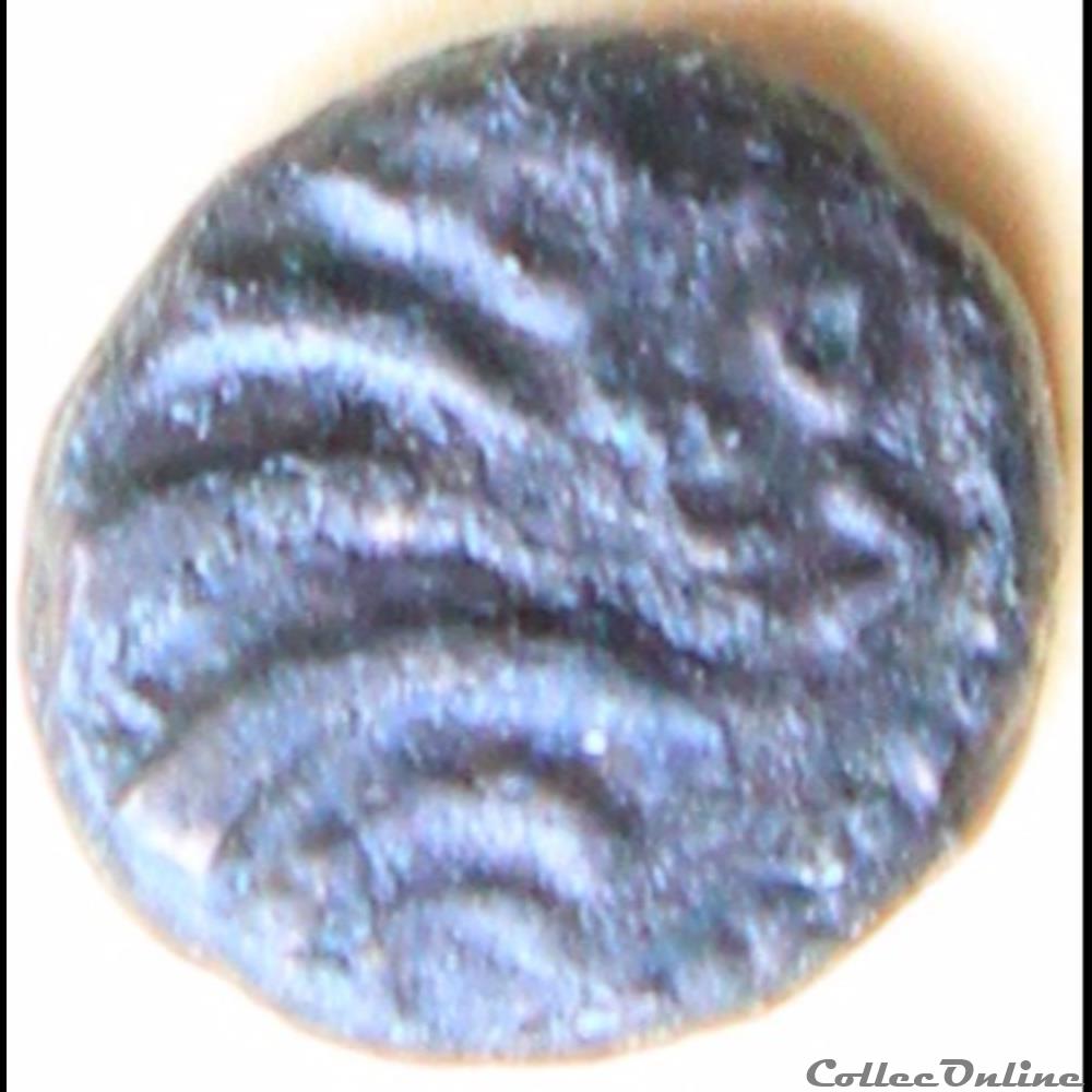 Huitième de statère aux segments VOCARANT (Inédit) monnaie antique gauloise huitieme de statere aux segments vocarant inedit
