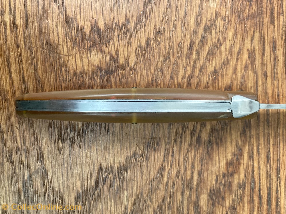 couteaux de poches laguiole une piece corne rose 12cm