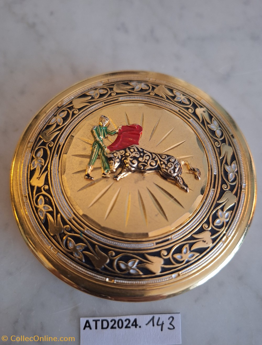 parfums beaute poudriers atd2024 143 poudrier au torero souvenir d espagne