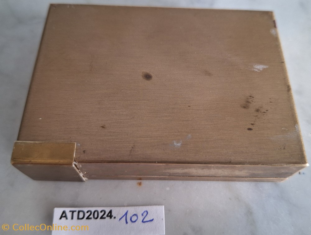 ATD2024.102 Minaudière Volupté laquée noire aux poissons 3 parfums beaute poudriers atd2024 102 minaudiere volupte laquee noire aux poissons
