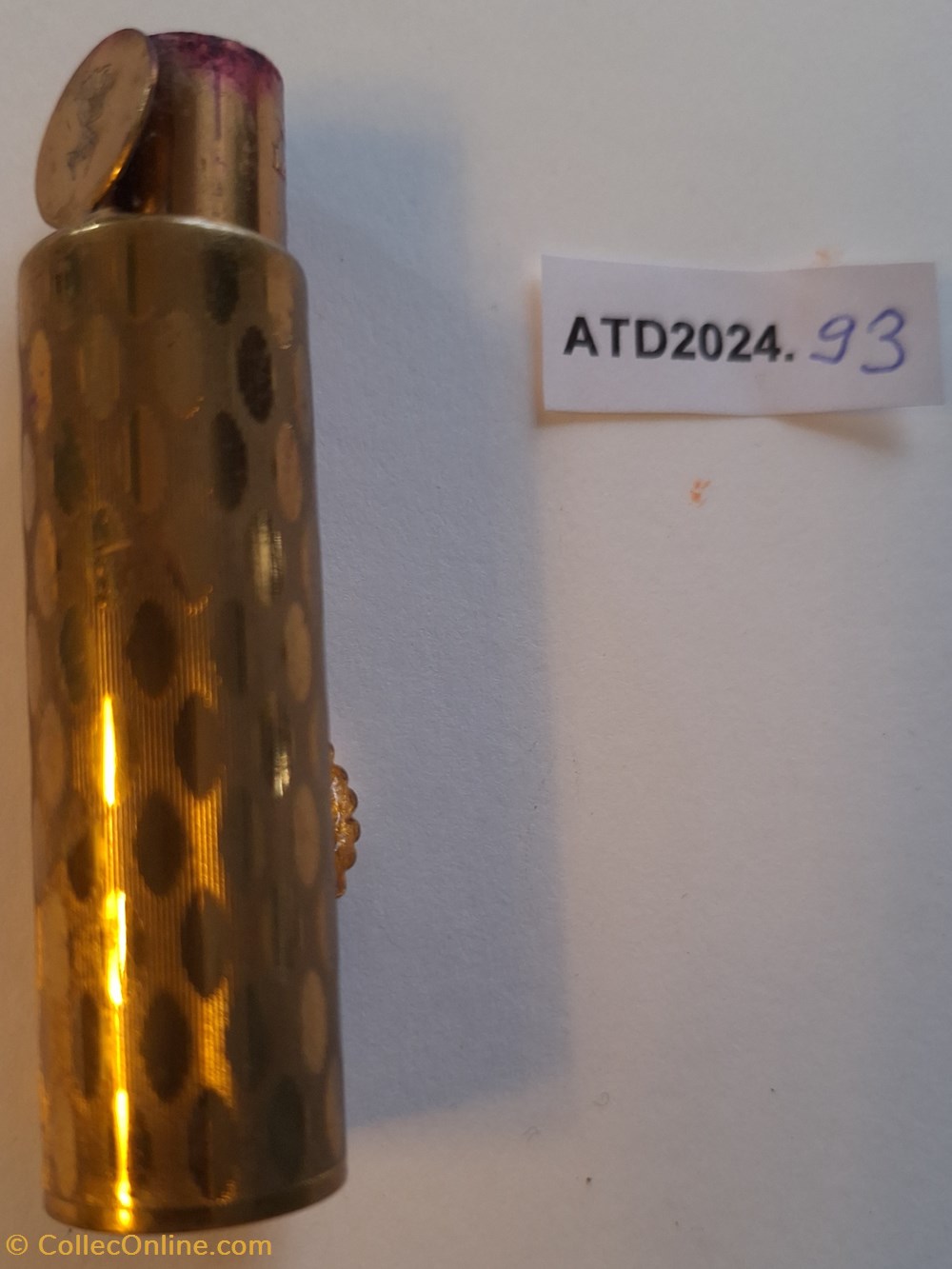 parfums beaute poudriers atd2024 93 rouge a levres isabelle lancray