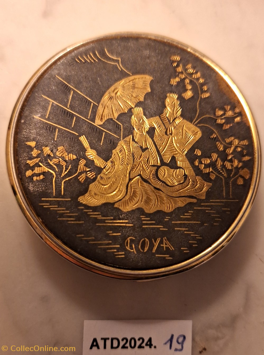 ATD2024.19 Poudrier Goya à la chinoiserie parfums beaute poudriers atd2024 19 poudrier goya a la chinoiserie
