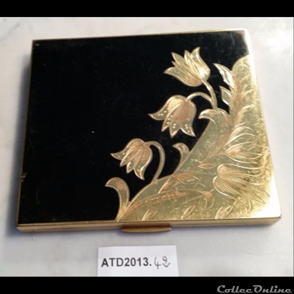 parfums beaute poudriers atd2013 42 poudrier noir et dore aux tulipes