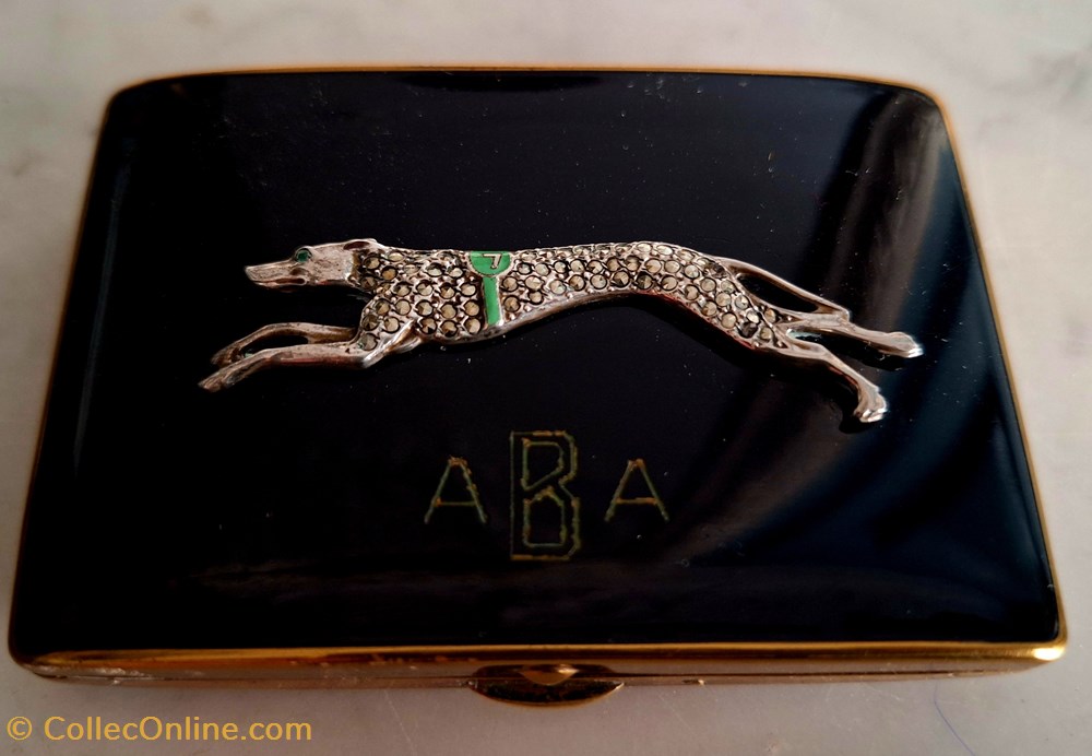 ATD2024.110 Poudrier au chien ABA WL parfums beaute poudriers atd2024 110 poudrier au chien aba wl