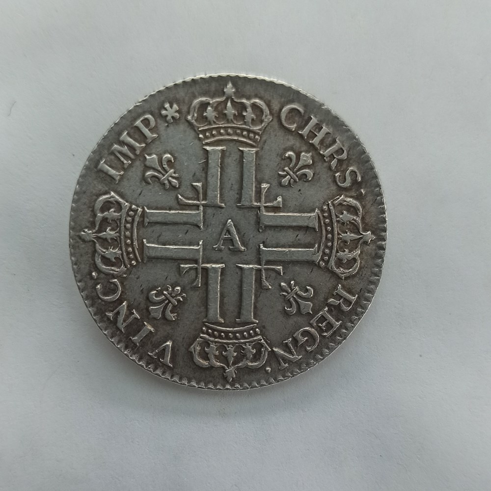 Louis XV Petit Louis 1720 A monnaies europe medievale france royales louis xv petit louis 1720 a