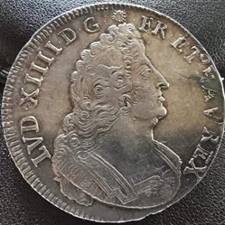 Ecu aux Palmes 1694 Caen Louis XIV