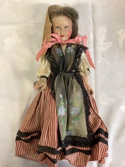 Poupée ancienne H 35 cms