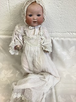 Poupon ancien en porcelaine AM Germany H45