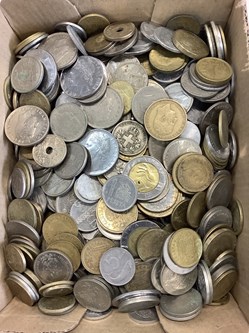 Environ 2,7 kg de pièces XXeme, Espagne et Italie