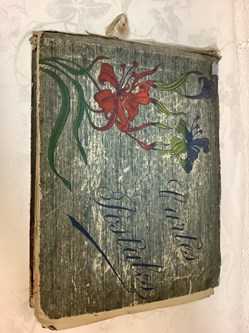 Album de cartes postales anciennes